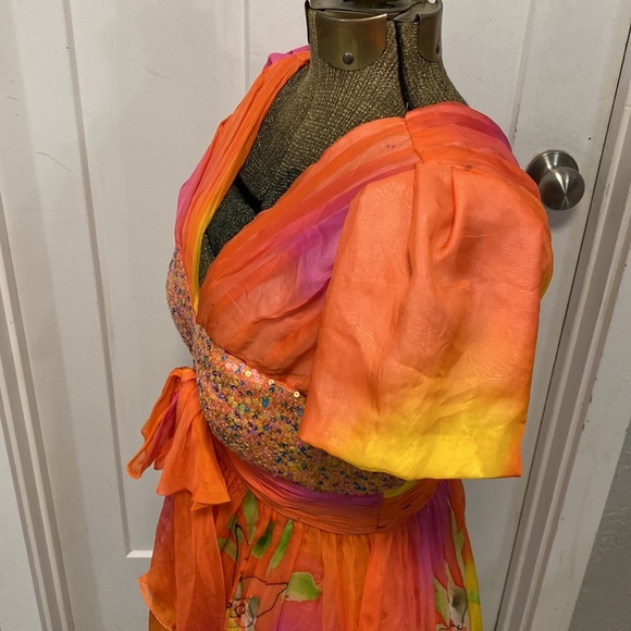 BGHAUTE SILK WATER COLOR  PROM OR PARTY DRESS - Picture 9 of 17